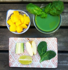Mango Apple Basil Smoothie